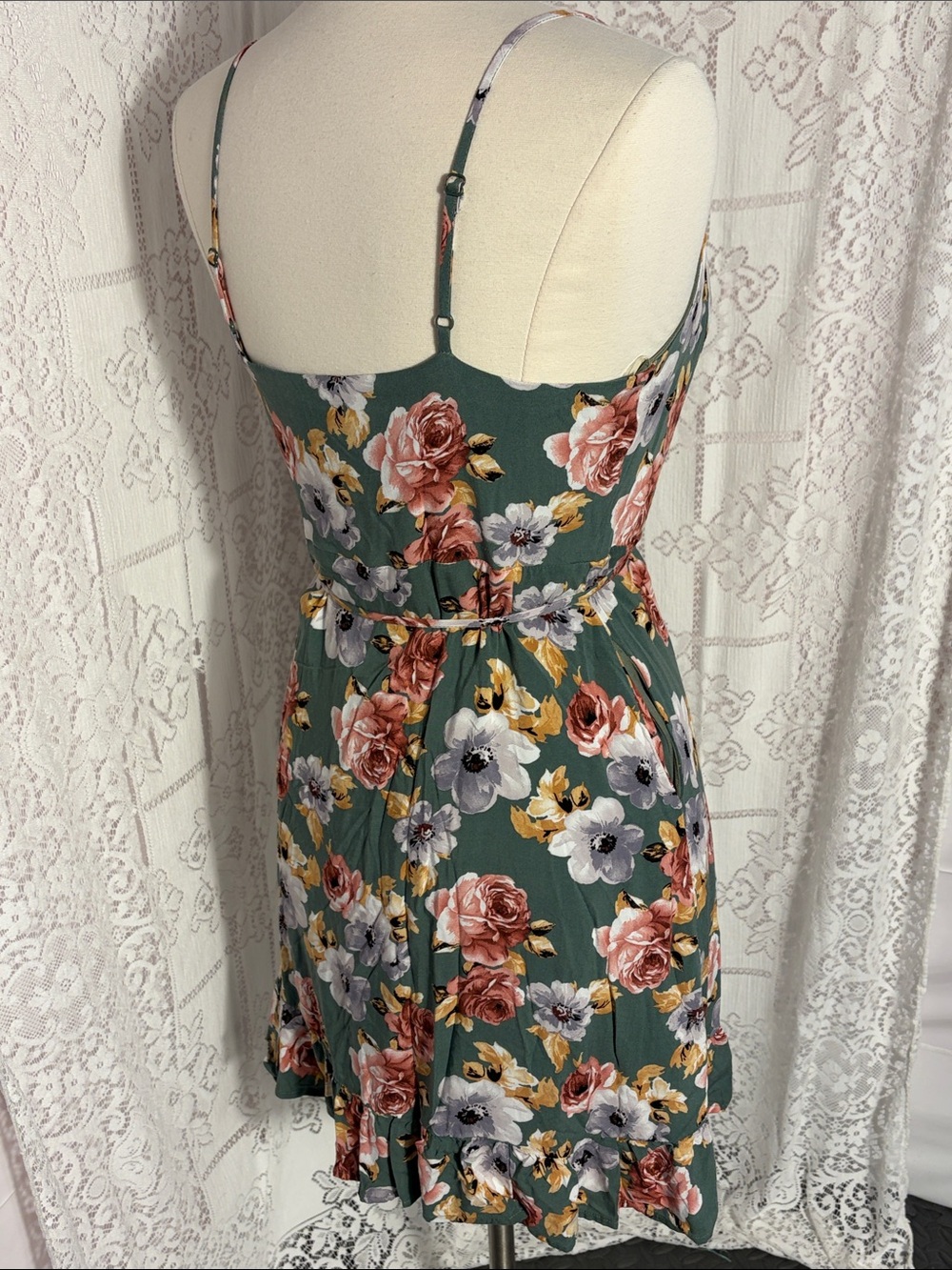 Listicle Green Floral Wrap Mini Dress with Pink and Gray Blooms - Picture 4 of 8